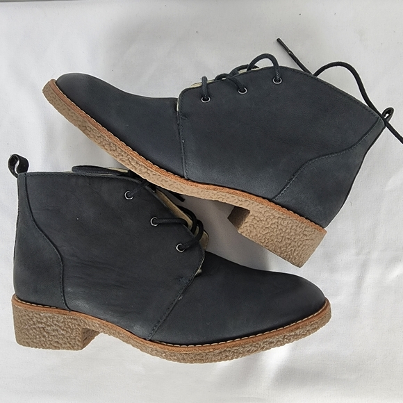 NEW Rebecca Minkoff Persys Shearling Lace-Up Boot Women's 6 Petrol Green Black - Picture 5 of 12